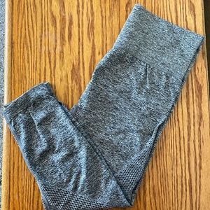 Grey leggings with mesh design